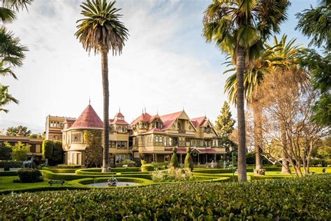 The Haunted Places In California You Have To See To Believe