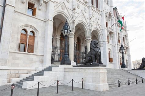 Hungarian Parliament Building - Information for visitors