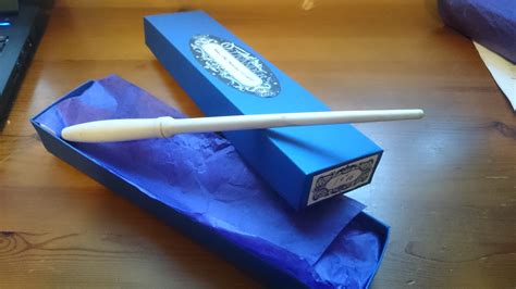 I made Lily Evans' Wand (xpost from r/DIY). Lots of lovely people saying it may be welcome here ...