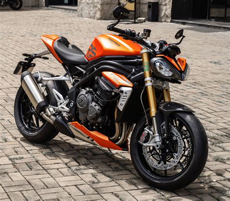 2023Triumph Speed Triple RS 1200 Baja Orange | Triumph Rat Motorcycle Forums