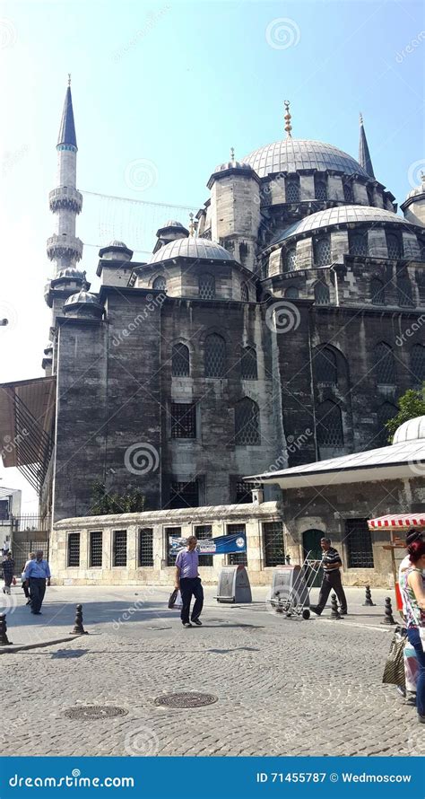 Eminonu mosque in Istanbul editorial photography. Image of europe ...