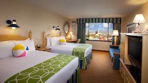 Rooms & Rates at Disney's Paradise Pier Hotel | Disneyland Resort