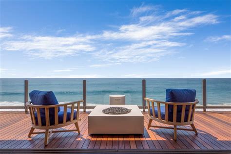 Matthew Perry Lists Malibu Beach Home for Sale for $14.95 Million ...