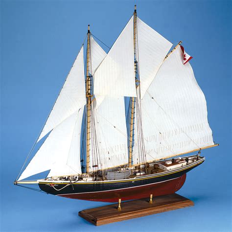 Model Expo BLUENOSE CANADIAN SCHOONER 1:64 SCALE