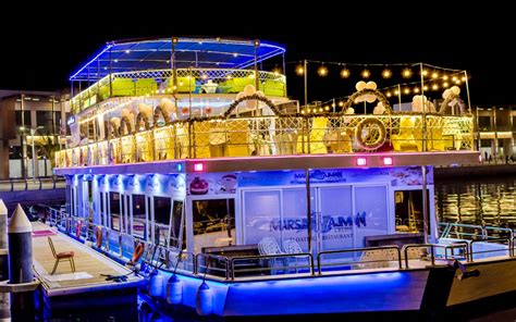 Dubai Dhow Cruise Creek | Best Deals | CliftonTours