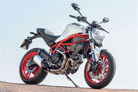 Review of Ducati Monster 797 2018: pictures, live photos & description ...