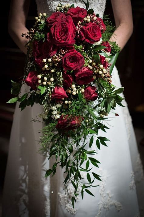 Red Wedding Bouquets #bridalbouqets | Red bouquet wedding, Flower ...