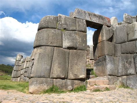 Sacsayhuaman ruins | The Spanish actually occupied this fort… | Flickr