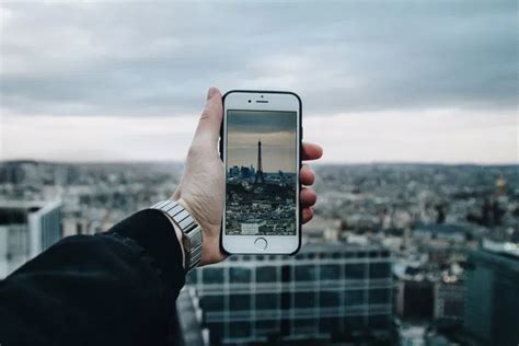 The Ultimate Guide to Smartphone Photography (96 Best Tips)