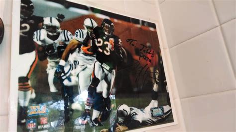 Thought I'd share the Devin Hester autograph found at a Jet's pizza in Wheeling (I think he was ...