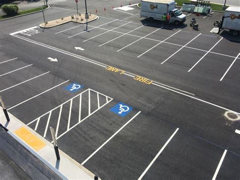 Parking Lot Maintenance in Pennsylvania | D.E. Gemmill