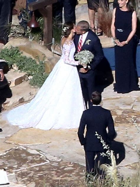 Wedding Bliss! Allison Williams Is Now Married To Ricky Van Veen: See All The Pics