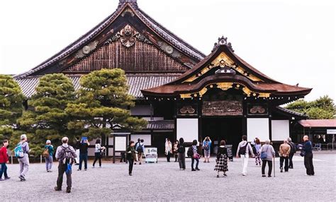 8 Must-See Kyoto Neighborhoods and How To Visit – Kyoto Trip Ideas ...