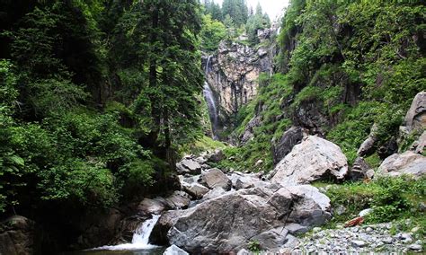 Spectacular Swat waterfall is largely hidden - Pakistan - DAWN.COM