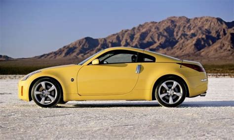 🥇 Fairlady Z vs 350Z - ¿Cuál es la diferencia? 【 2024 】| Seguro vehicular