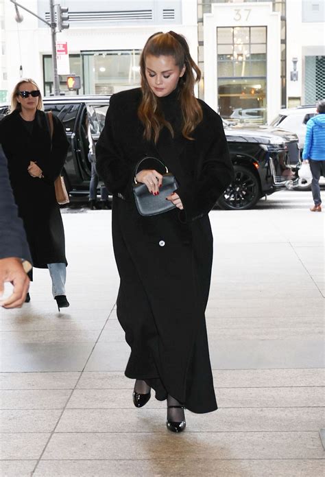 SELENA GOMEZ Out and About in New York 12/12/2023 – HawtCelebs