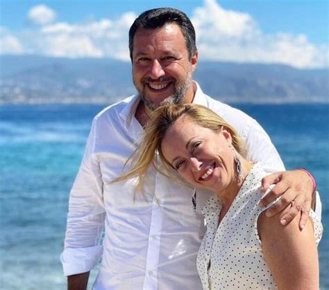 Salvini posts a photo with Meloni at the sea, 'united we win' - The ...