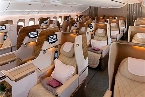 Emirates Business Class Boeing 777: Fly in Style