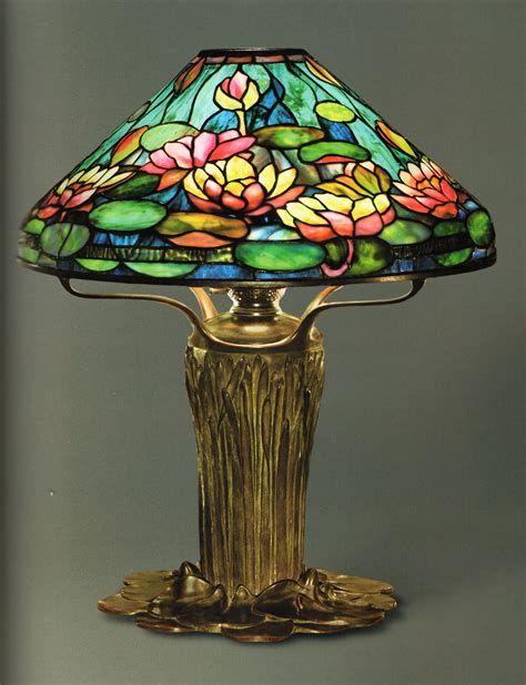 imgur.com | Tiffany stained glass, Tiffany inspired lamps, Art glass lamp