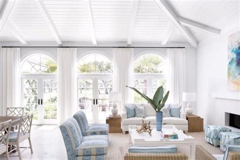 Coastal Modern Homes With Transitional Vibes - Decoholic