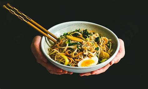 Korean Spicy Noodle Salad - Cooking With Lei