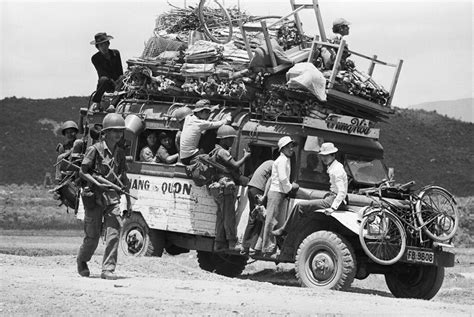 Vietnam War 1974 - Mini Bus Of Vietnamese Refugees - Xe đò… | Flickr