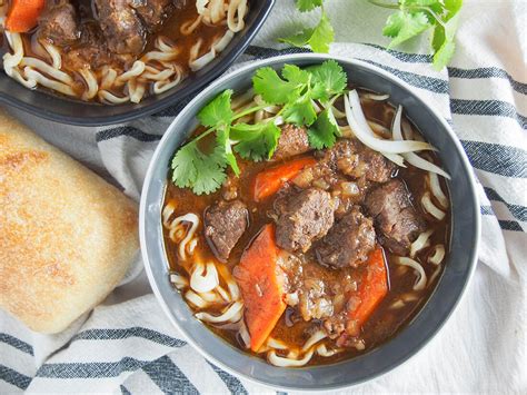 Bo kho - Vietnamese beef stew - Caroline's Cooking