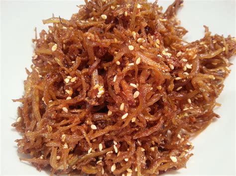 Korean food photo: Stir fried dried anchovies on Maangchi.com