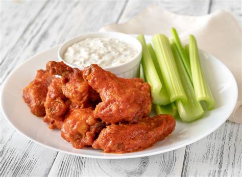 9 Unhealthiest Fast-Food Chicken Wings