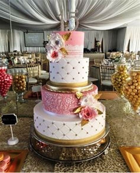 Pasteles 15 Años Modernos | Quinceanera cakes, Square wedding cakes ...