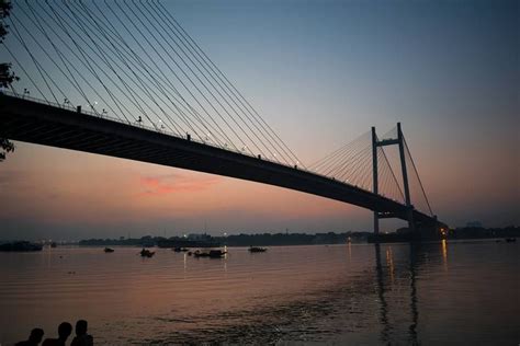 Vidya Sagar Setu | Vidyasagar Setu, also known as the Second Hooghly Bridge, is a toll bridge ...