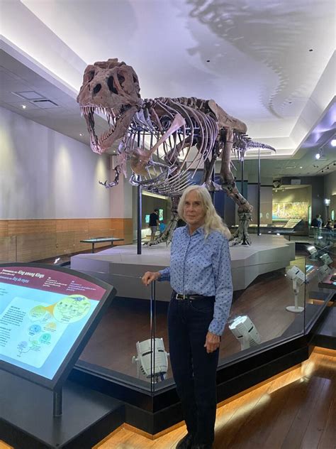 Treasurer hunter Sue Hendrickson's secret visit with T-rex fossil she ...
