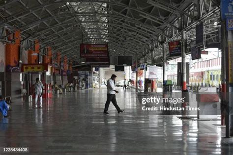 13 Lucknow Junction Railway Station Stock Photos, High-Res Pictures ...