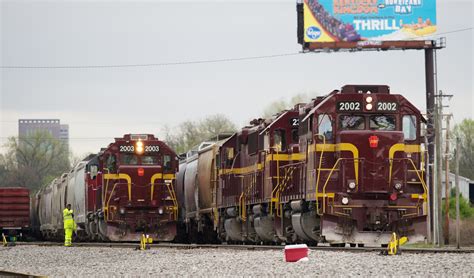 Louisville & Indiana Railroad acquires Southern Indiana Railway - Trains