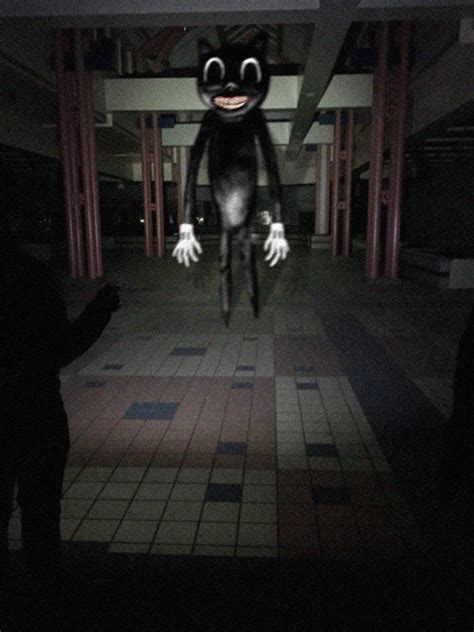 Mall by Trevor Henderson : r/creepy