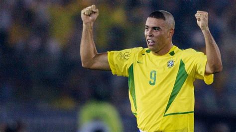 “I apologise to all mothers “: Ronaldo Issues Apology For Bizarre Haircut During 2002 FIFA World ...