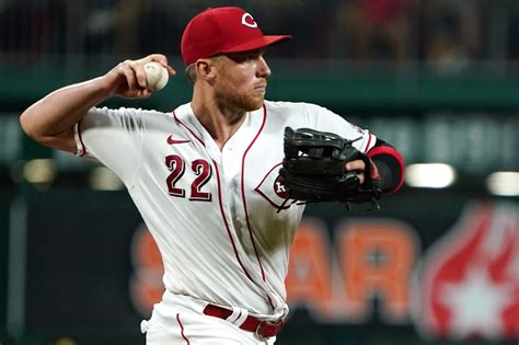 Dodgers Rumors: LA Exploring Trade for Standout Cincinnati Reds ...