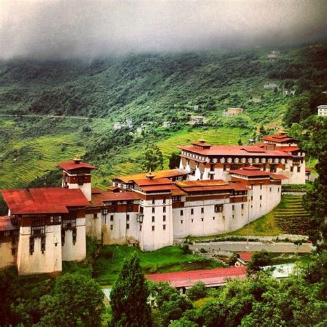 Trongsa Dzong. Largest Fortress in Bhutan! @Spirit Quest Tours #Bhutan#Dzong#DrukDrukpa ...