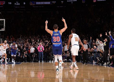 Photos: Stephen Curry Breaks NBA's All-Time 3-Point Record Photo ...