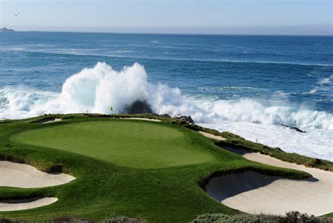 Look: Caddie Reportedly Collapsed On Course During Pebble Beach Pro-Am - The Spun