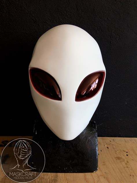 Alien mask by Maskcraft | Etsy