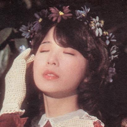 Twitter | Girl, Vintage japan, Idol