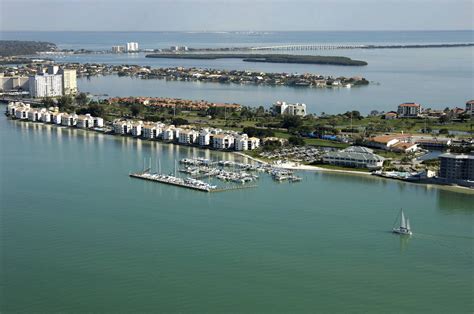 Isla Del-Sol Yacht Club Marina slip, dock, mooring reservations - Dockwa