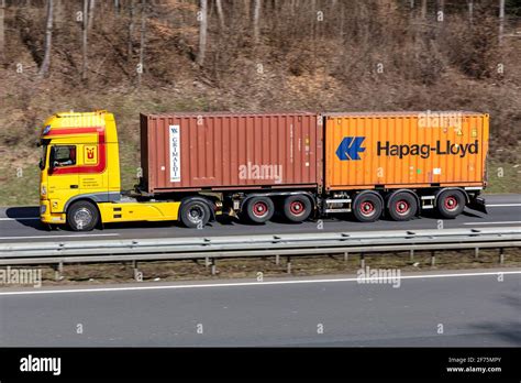 van Orselen DAF XF truck with 20 ft Grimaldi and Hapag-Lloyd container ...