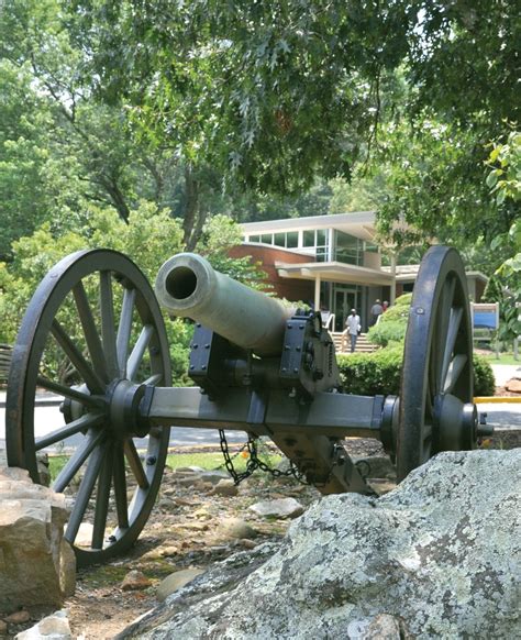 Kennesaw Mountain National Battlefield Park offers nature, history ...