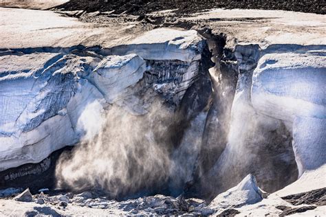 Greenland Ice Melt Will Raise Global Sea Levels at Least 10 Inches, Scientists Conclude - EcoWatch