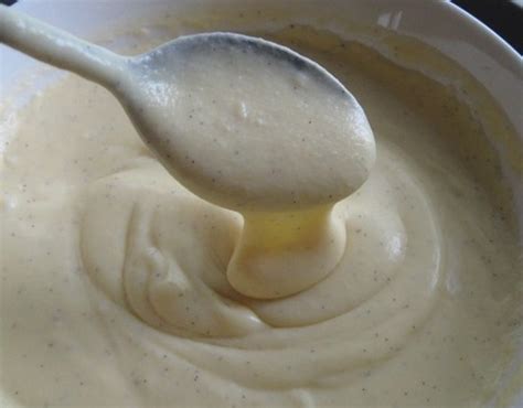 Vanilla Custard Sauce Recipe - Dessert.Food.com