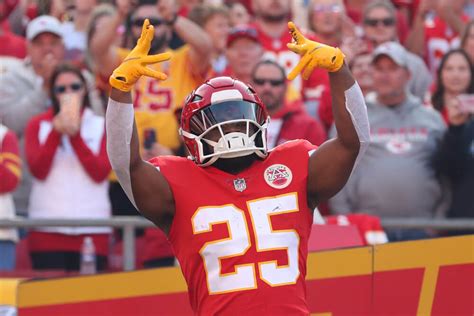 Chiefs activate Clyde Edwards-Helaire ahead of Super Bowl LVII: What it means for the Eagles ...