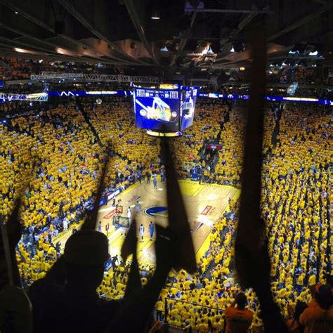 "Warriors Ground, Oracle Arena" | Warriors basketball, Golden warriors ...