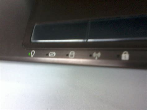 laptop - What does this light shaped like a cylinder mean? - Super User